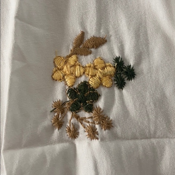 SHEIN Flower All Over  Embroidered Cotton Blouse - Picture 9 of 12